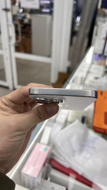 х макс: Apple iPhone 16 Pro Max, версия с памятью 1 ТБ. Американец e sim — 6