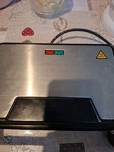Elektrik tost/sandviç presi aparatı satılır. İstəyən əlaqə saxlasın lalafo.az -da Elektrik tost/sandviç presi aparatı satılır. İstəyən əlaqə saxlasın