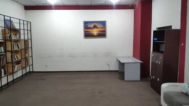 Офисы: Сдаю Офис, 45 м², В жилом комплексе, 1 линия
