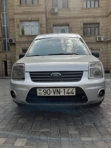 ford fusion ölüxana: Ford Tourneo Connect: 1.8 l | 2010 il | 430000 km Van/Minivan