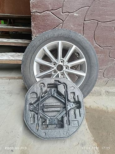 5 110: Комплект для запаски автомобиля: - Литой алюминиевый диск R16, 5 — 6