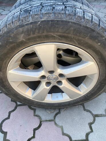 Колеса в сборе: Колеса в сборе 235 / 60 / R 18, Зима, Б/у, Комплект, отверстий - 5