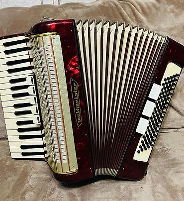 Аккордеоны: Аккордеон Weltmeister (кнопочно-клавишный), красный перламутровый — 8