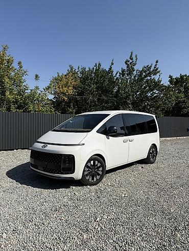 фары на ипсум: Hyundai Staria: 2021 г., 3.5 л, Автомат, Газ, Минивэн — 2