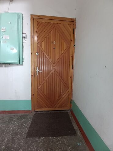 сдается 2 комнатная квартира в джале: 2 комнаты, 52 м², 105 серия, 4 этаж, Старый ремонт