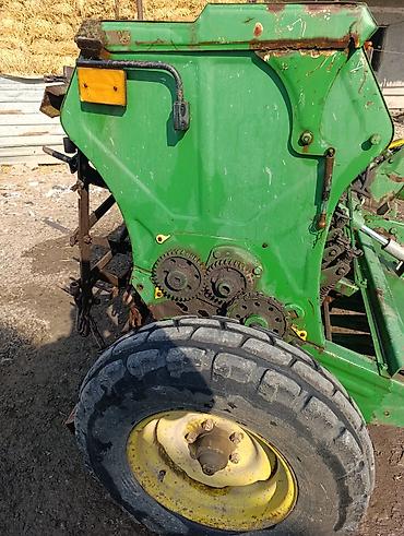 karatas traktor: Işlənmiş taxıl səpən satılır. Real alıcıya endirim olacaq təcili — 2