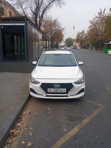 машины дешево: Hyundai Elantra: 2021 г., 1.6 л, Автомат, Бензин, Седан