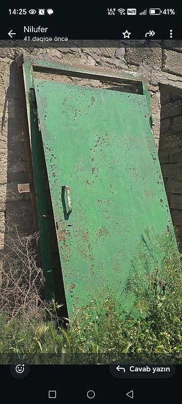 Metall qapı dəsti - Material: qalın metal təbəqədən hazırlanmışdır