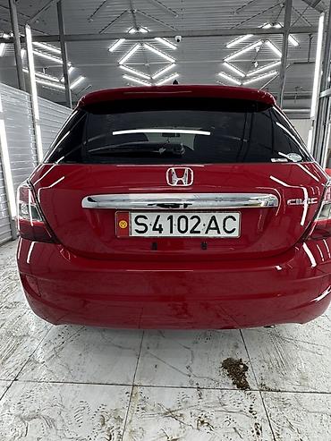 Honda: Honda Civic: 2002 г., 1.5 л, Бензин, Хэтчбэк — 4