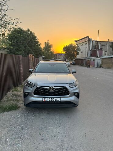купить бу электромобиль из китая: Toyota Highlander: 2021 г., 3.5 л, Автоматтык, Бензин, Жол тандабас
