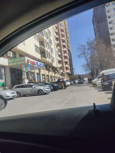 Kirayə qaraj: Qapalı qarajda fərdi avtodayanacaq yeri - Qapalı, çoxmərtəbəli -da lalafo.az — 5 Kirayə qaraj: Qapalı qarajda fərdi avtodayanacaq yeri - Qapalı, çoxmərtəbəli — 5