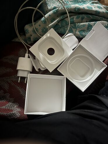 правое ухо airpods pro: Вакуумдук, Apple, Колдонулган, Электр зымсыз (Bluetooth), Классикалык
