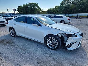 lexs: Lexus ES: 2022 г., 2.5 л, Автомат, Бензин — 2