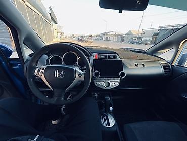 Honda: Honda Jazz: 2008 г., 1.5 л, Робот, Бензин, Хэтчбэк at lalafo.kg — 10 Honda: Honda Jazz: 2008 г., 1.5 л, Робот, Бензин, Хэтчбэк — 10
