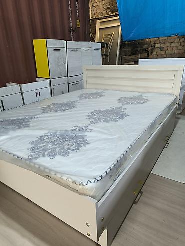 Двуспальная кровать, Новый, С матрасом, длина - 2000 см