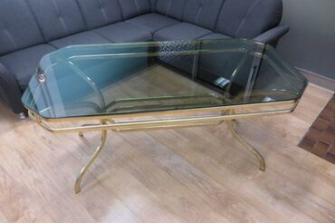 10020 oglasa | lalafo.rs: Fantastican sto, staklo metal za dnevni boravak, staklo u boji, bez