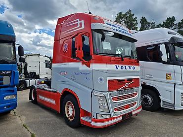 uni 260b: Тягач, Volvo, 2020 г., Без прицепа — 1