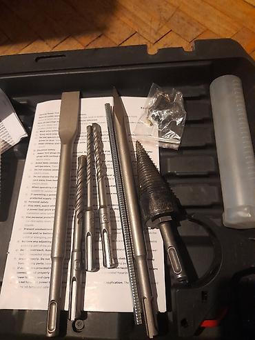 Električne bušilice: Busilica plus cepanje drva novo

nova — 6