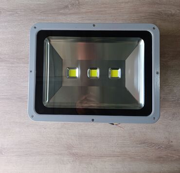 прожектор на столб: Светодиодный прожектор для уличного/промышленного освещения - lalafo.kg да прожектор на столб: Светодиодный прожектор для уличного/промышленного освещения -