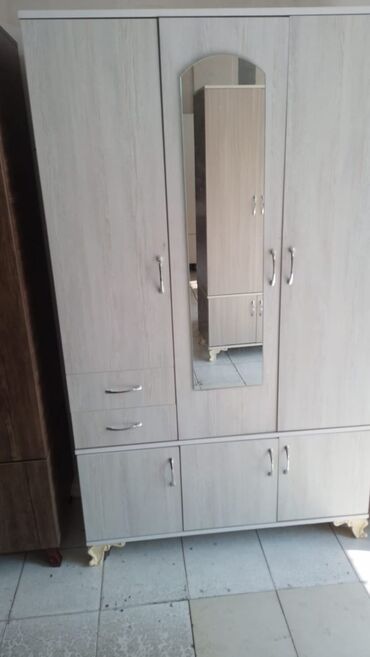 Dolablar: Yeni, 3 qapılı Düz dolab, Dolab-asılqan, Türkiyə -da lalafo.az — 12 Dolablar: Yeni, 3 qapılı Düz dolab, Dolab-asılqan, Türkiyə — 12