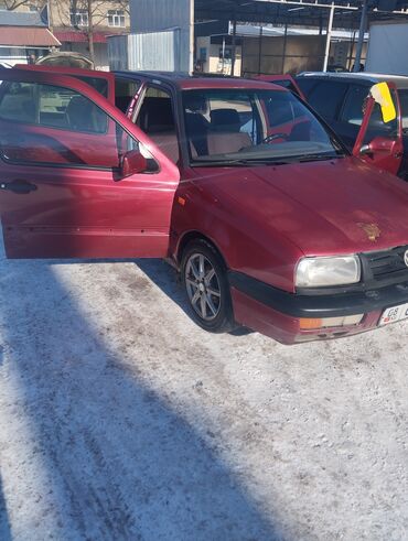 Volkswagen: Volkswagen Vento: 1994 г., 1.8 л, Механика, Газ