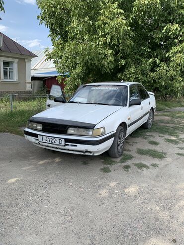 автомобиль мазда 323: Mazda 626: 1988 г., 0.2 л, Механика, Бензин, Седан