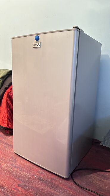 холодильник indezit: Холодильник Avest, Б/у, Минихолодильник, Less frost, 80 * 150 * 80