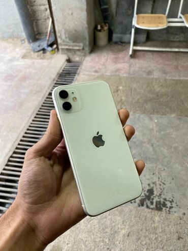 İnformatika: IPhone 11, 64 GB, Face ID