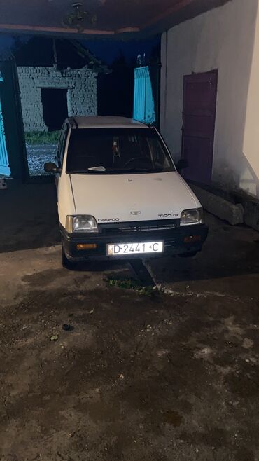 дешевые авто машины: Daewoo Tico: 1997 г., 0.8 л, Механика, Бензин, Бус