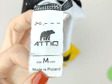 co l: T-shirt sportowy dla mężczyzn, rozmiar M — 4