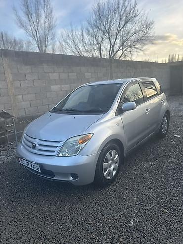 Toyota: Toyota ist: 2003 г., 1.3 л, Автомат, Бензин, Хэтчбэк — 3