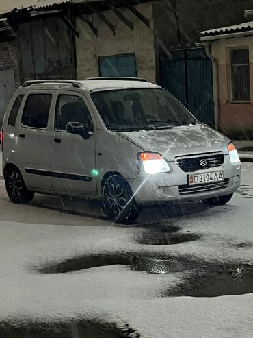 Suzuki: Suzuki Wagon R: 2002 г., 1.3 л, Механика, Бензин