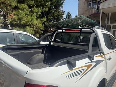 Nissan: Nissan Navara: 2022 г., 2.2 л, Автомат, Дизель, Пикап — 6