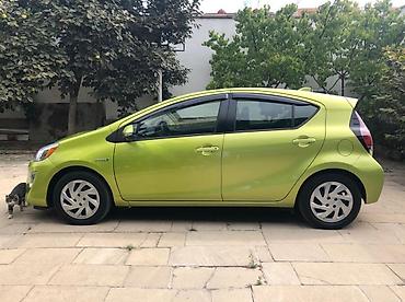 qadin masini: Toyota Prius: 1.5 l | 2015 il Hetçbek — 5