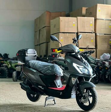 мотоциклы скутеры: Скутеретта Suzuki, 150 куб. см, Бензин, Колдонулган, Бөлүп төлөө менен