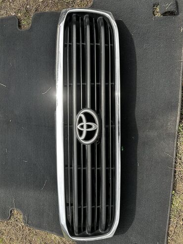 Бамперы: Решетка радиатора Toyota 2001 г., Б/у, Оригинал, Япония