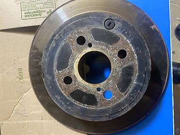 bmv disk: Arxa, Toyota Toyota corolo xecbek, 2006 il, İşlənmiş — 1