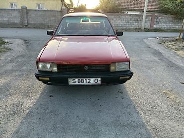 Volkswagen: Volkswagen Passat: 1986 г., 1.8 л, Механика, Бензин, Универсал — 2