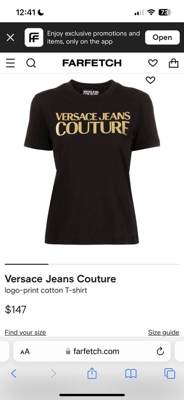 şəkilli qadın maykaları: Футболка Versace Jeans, M (EU 38), цвет - Черный