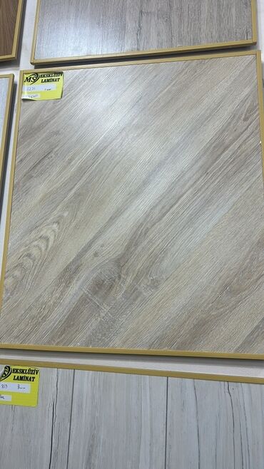 Laminat: Ağac naxışlı laminat döşəmə paneli - Təbii ağac teksturasını verən — 11