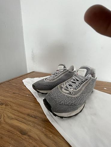 reebok кроссовки: Кроссовки Reebok, серые - Верх: вязаный/текстильный сетчатый материал — 1
