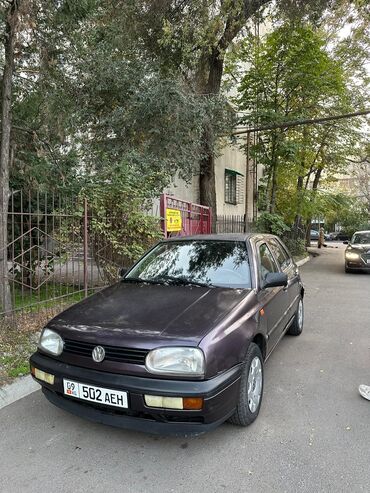 эбу гольф: Volkswagen Golf: 1993 г., 1.6 л, Механика, Бензин, Хетчбек
