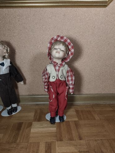 Figure: Set figura, bоја - Šareno, Upotrebljenо — 16