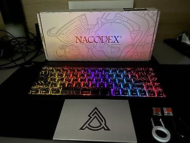 komputer pultu: Nacodex NK68 klaviaturası qırmızı switch qabagında rgb işiqları var — 2