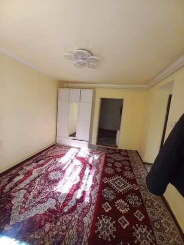 я ищу дом г кант: 18 м², 1 комната, Подвал, погреб, Забор, огорожен