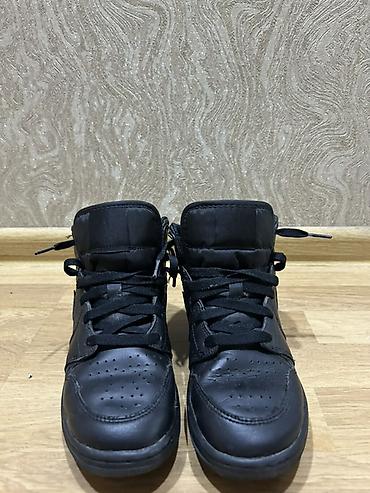 Rəng - Qara Krossovkalar, Nike, Ölçü: 38, Oğlan üçün lalafo.az -da Rəng - Qara Krossovkalar, Nike, Ölçü: 38, Oğlan üçün