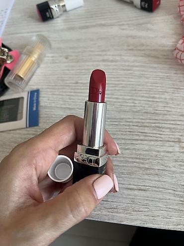 dior ətir: Помада Christian Dior. Rouge Dior. Оргинал. Тестер. Новая. Продаётся — 7
