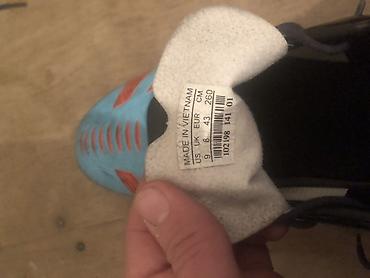 Butslar: Butslar Adidas, Ölçü: 43, İşlənmiş — 2