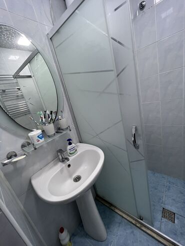 Köhnə tikili: Bakı, Bakıxanov qəs., 2 otaqlı, Köhnə tikili, m. Neftçilər, 50 kv. m — 19