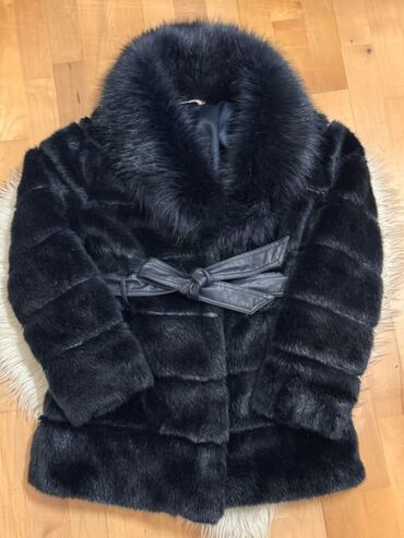 krzneni kaputi prodaja: M (EU 38), With lining, Faux fur, color - Black